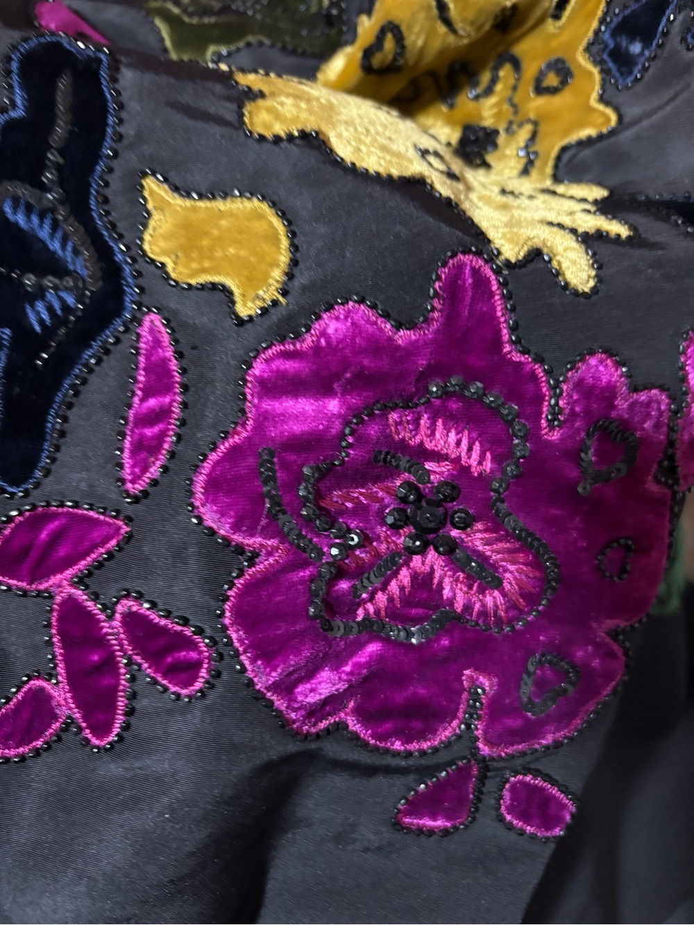 Oscar de la Renta Black Midi Dress with Multicolor Sequin Embroidery - Picture 13 of 14